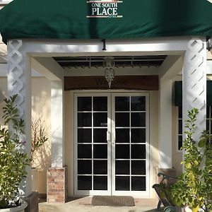 One South Place Hotel